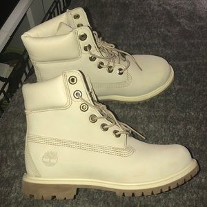 Cream/White Timberland Boots